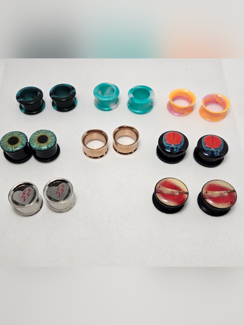 8 Pair Of Ear Tunnels Plugs 5/8 - 16mm Ear Gauges Lot Body Jewelry